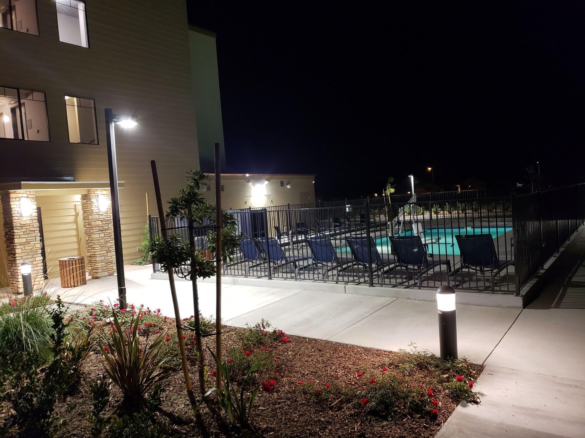 Best Western Plus Coalinga Inn Exteriér fotografie