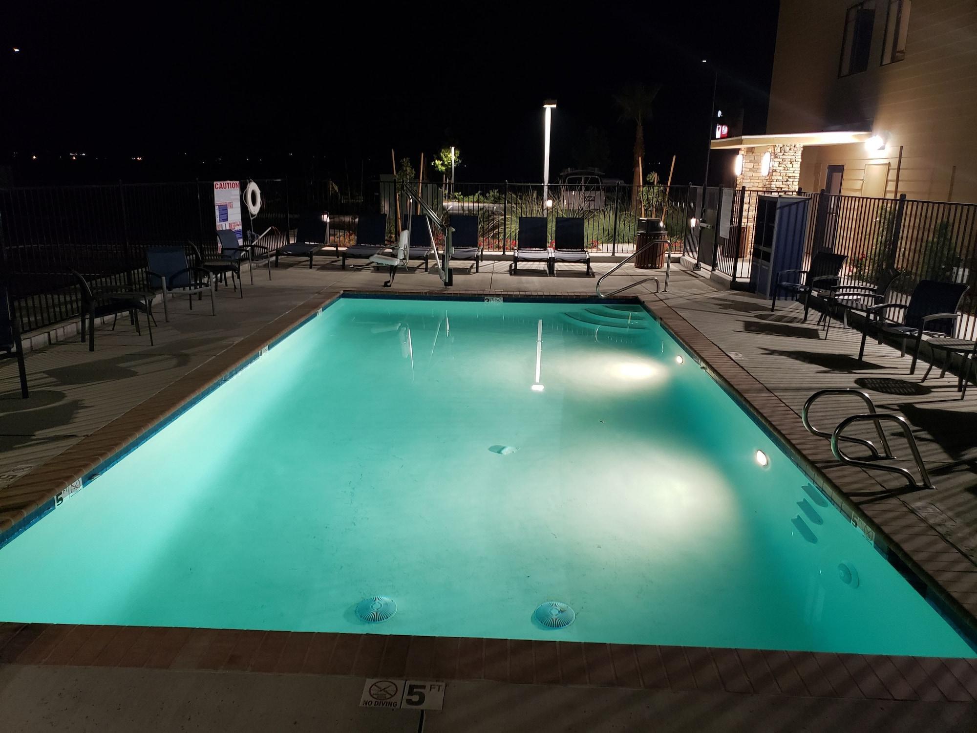 Best Western Plus Coalinga Inn Exteriér fotografie