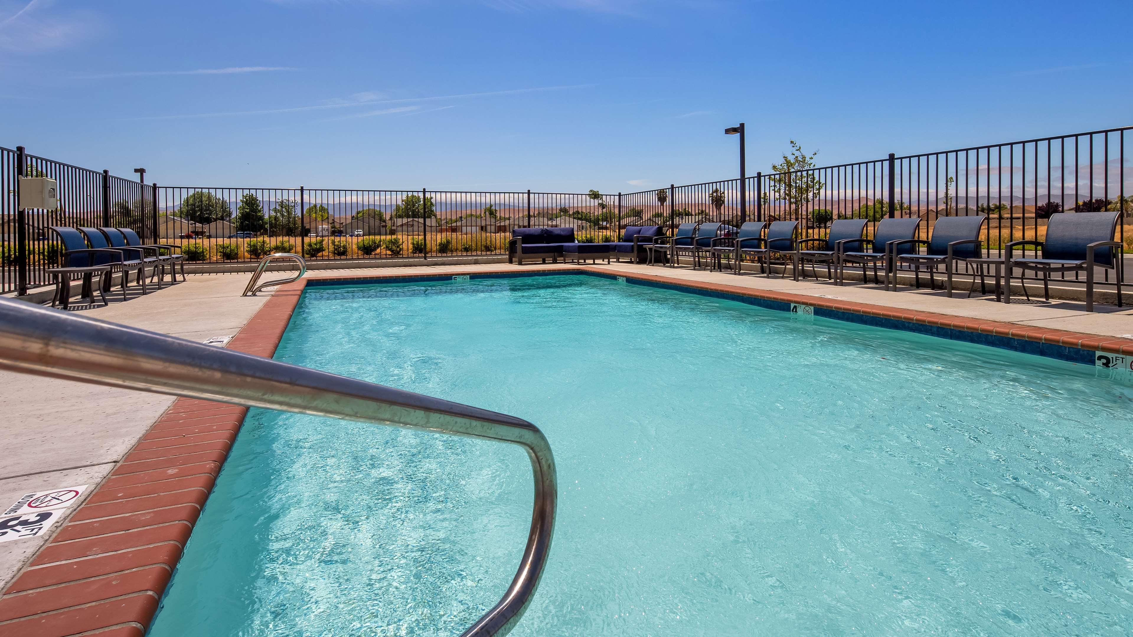 Best Western Plus Coalinga Inn Exteriér fotografie